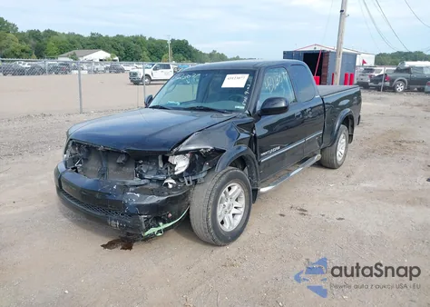 2003 Toyota Tundra Ltd V8 z USA, uszkodzony, nr VIN 5TBRT381X3S427984